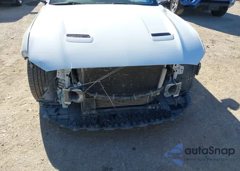 2019 Ford Mustang Ecoboost Premium z USA, uszkodzony, nr VIN 1FATP8UH8K5170254